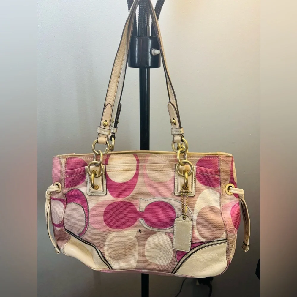Coach Stylish Pink and Cream Women's Handbag